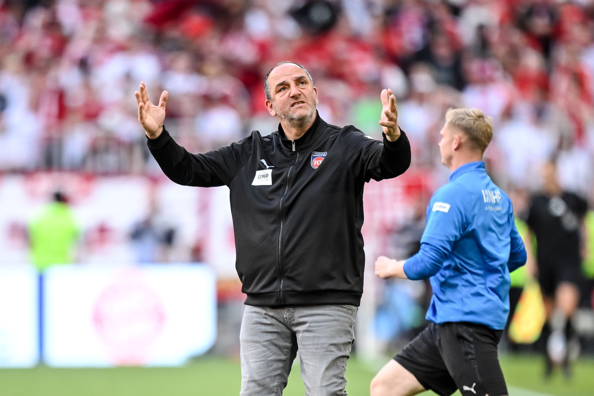 Kein Sonntags-Fußball im TV: Schmidt hat etwas anderes vor