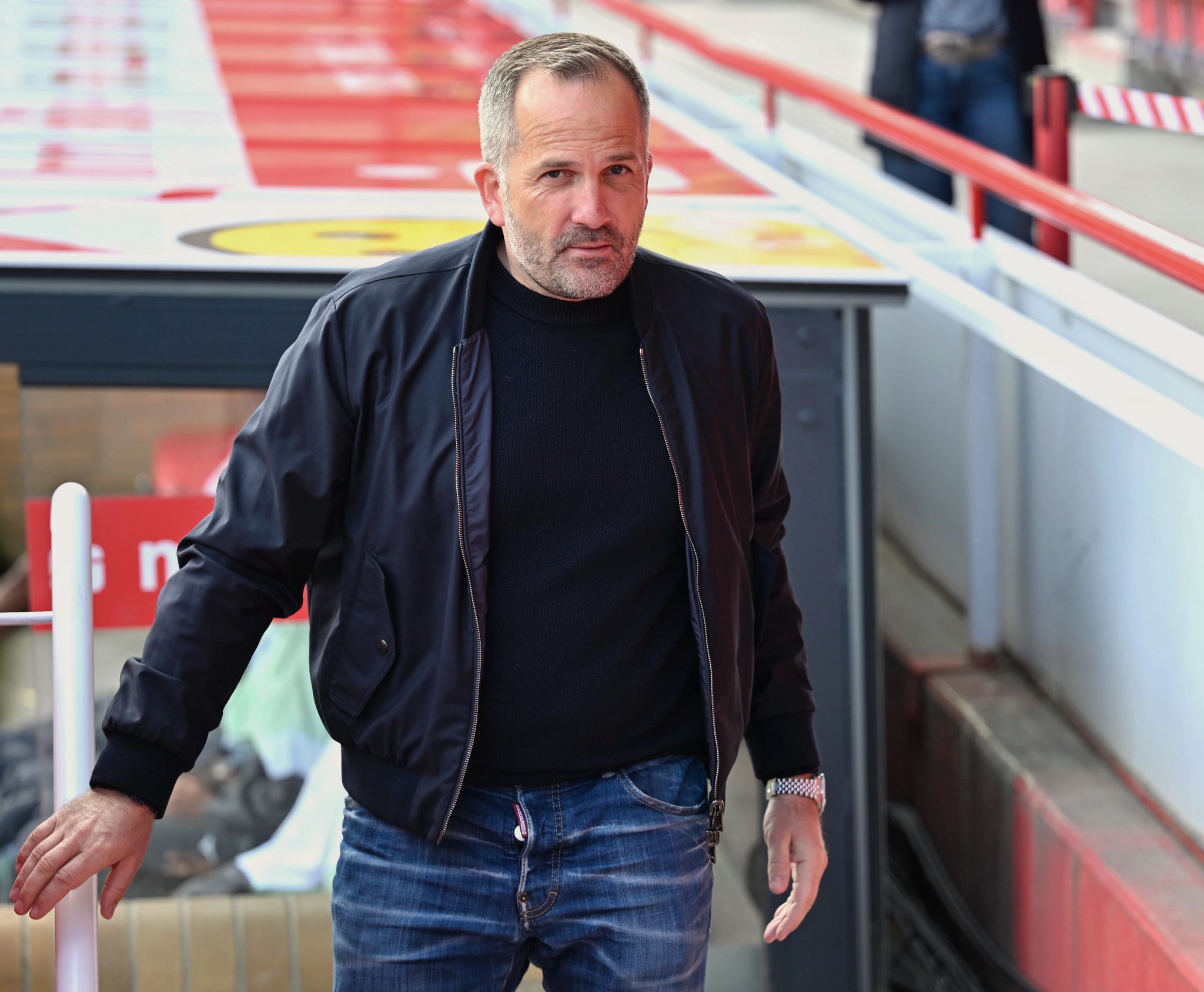 Baum lässt Zukunft beim FC Augsburg offen: «Gefühl habe ich»