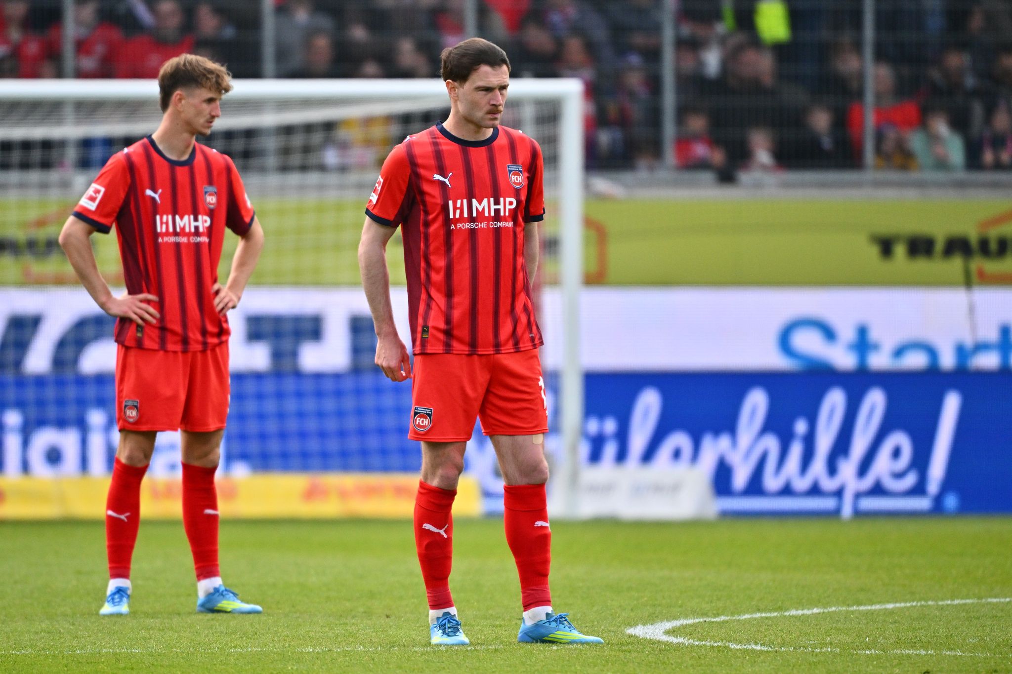 «Tut unfassbar weh»: Heidenheim steigt aus der Bundesliga ab