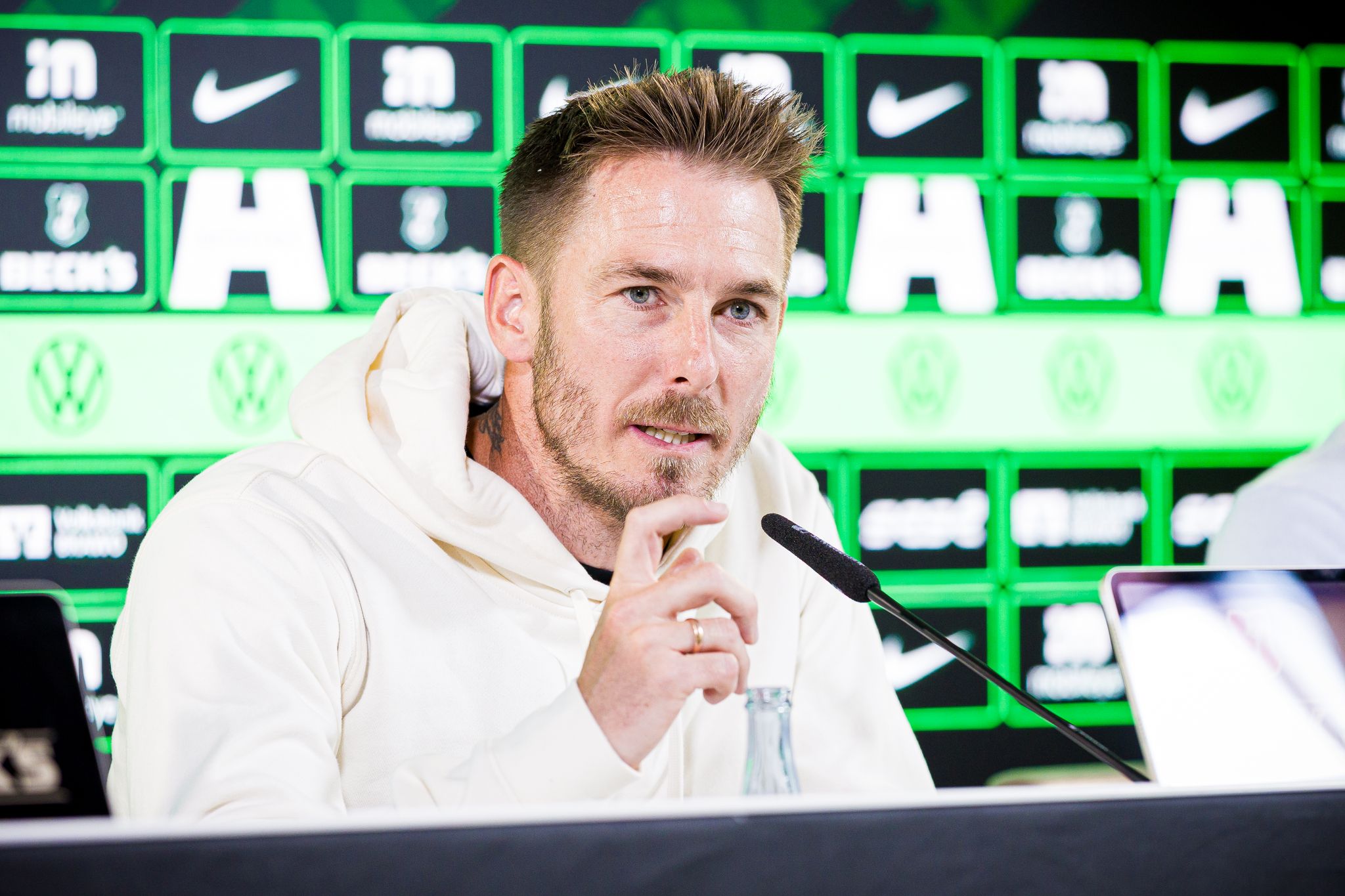 Neuer Wolfsburg-Coach lehnt Vergleiche ab