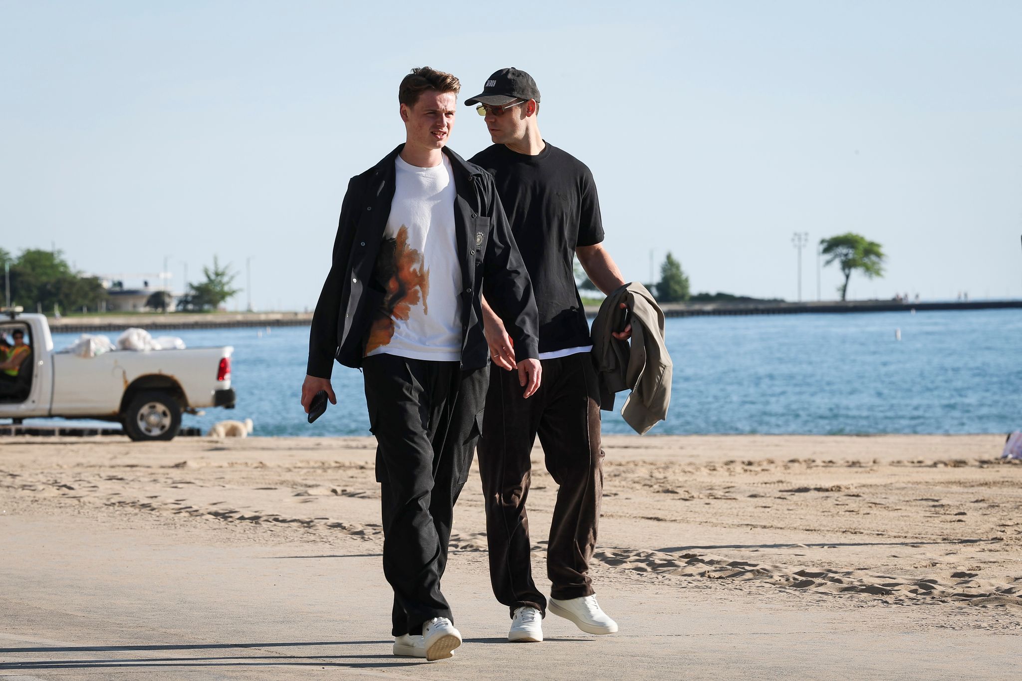 Neuer und Urbig: Morgenrunde am Lake Michigan