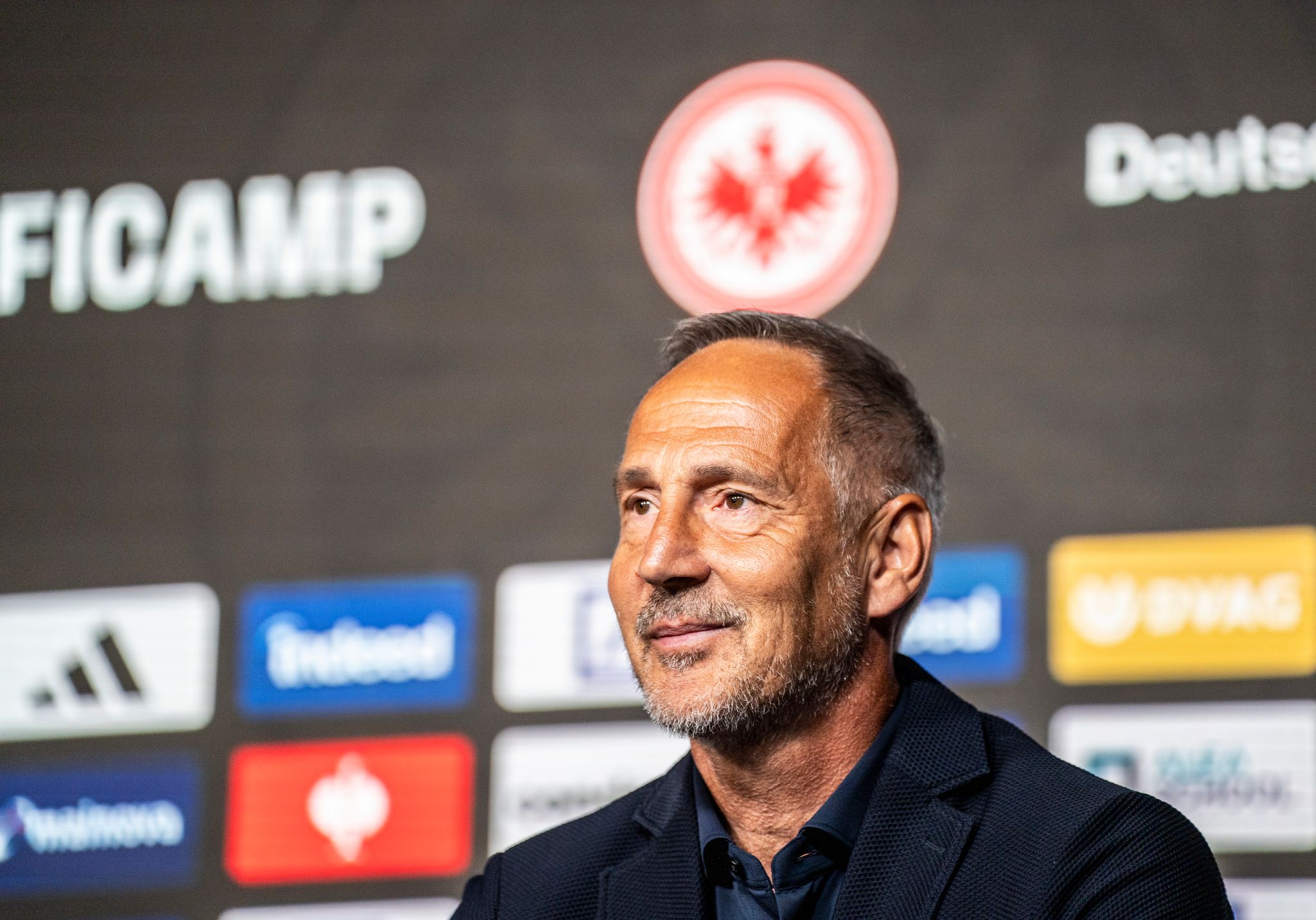 Hütter-Ansage: Rückkehr nach Europa und zum Offensiv-Fußball